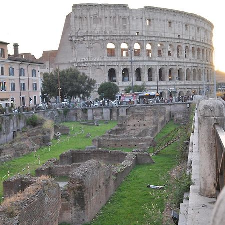 A Due Passi Dal Colosseo Apartment Rome Exterior photo